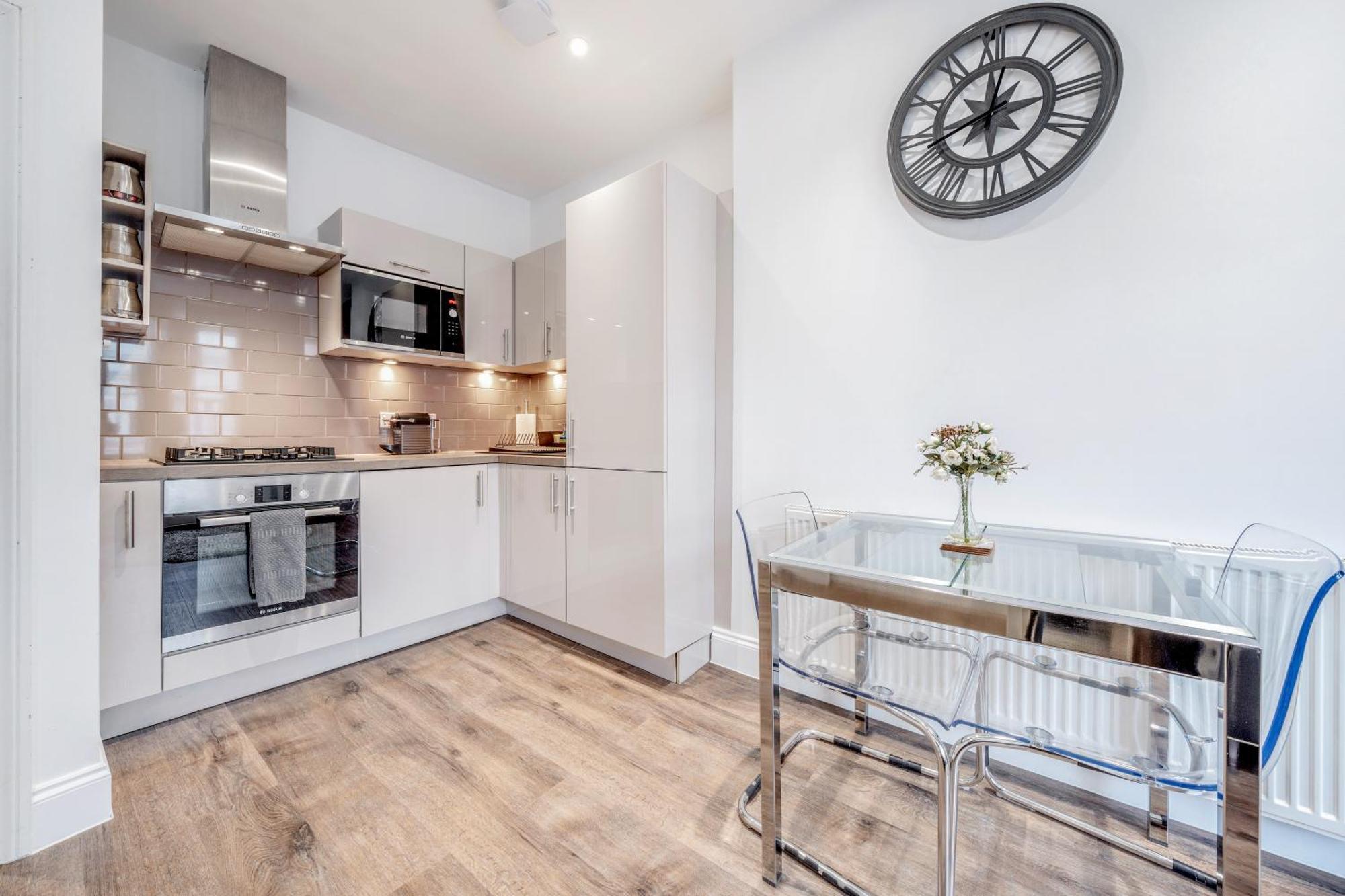Bright & Modern 2-Bed Notting Hill Apartment Londra Dış mekan fotoğraf