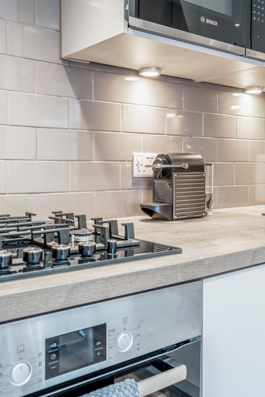 Bright & Modern 2-Bed Notting Hill Apartment Londra Dış mekan fotoğraf