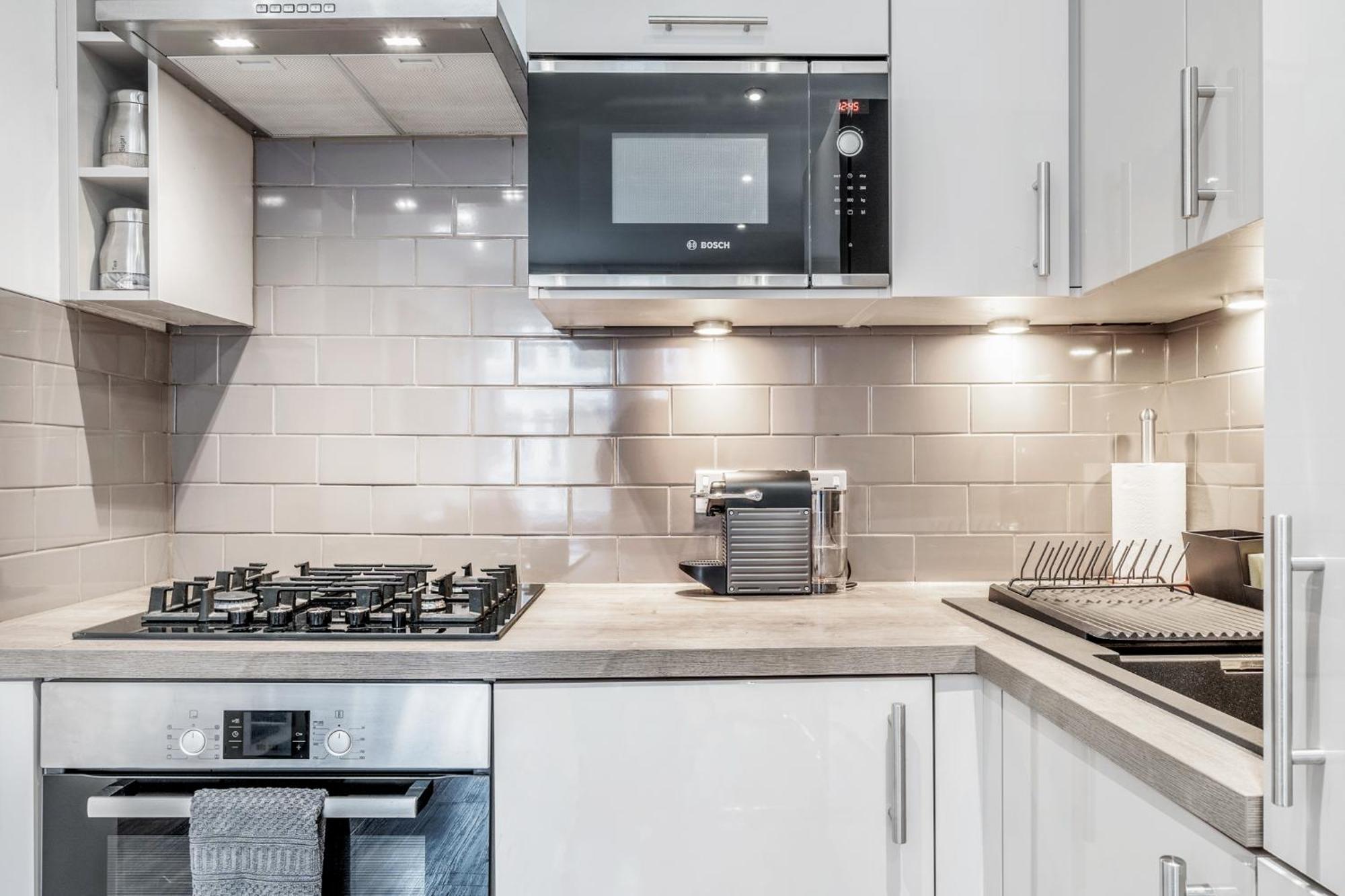 Bright & Modern 2-Bed Notting Hill Apartment Londra Dış mekan fotoğraf