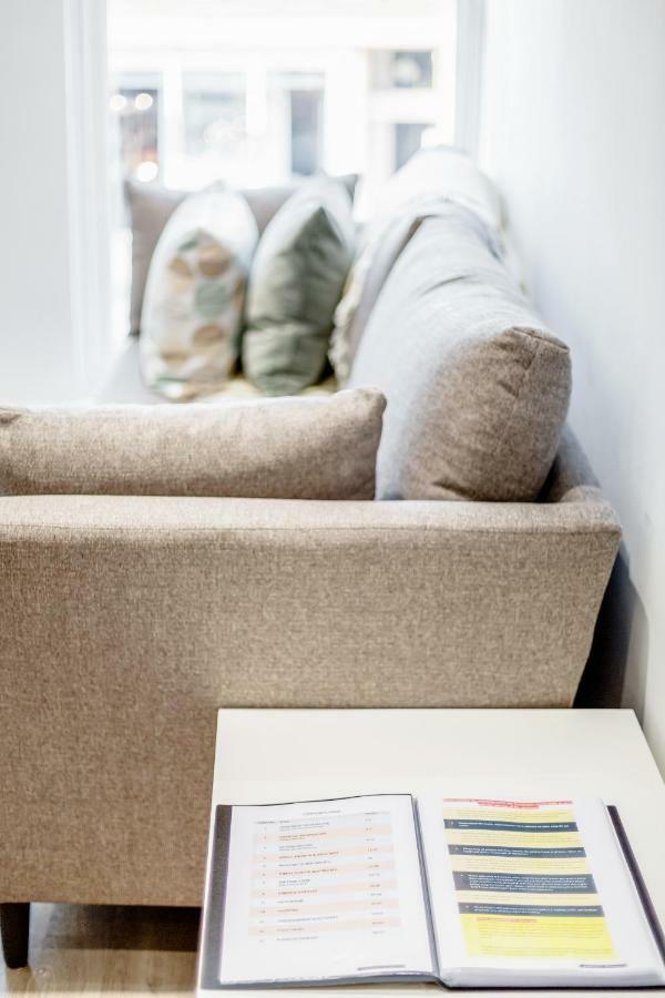 Bright & Modern 2-Bed Notting Hill Apartment Londra Dış mekan fotoğraf